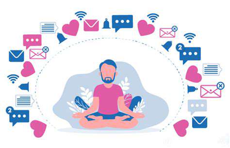 FindingaBalance:CombiningOnlineandOfflineSupport